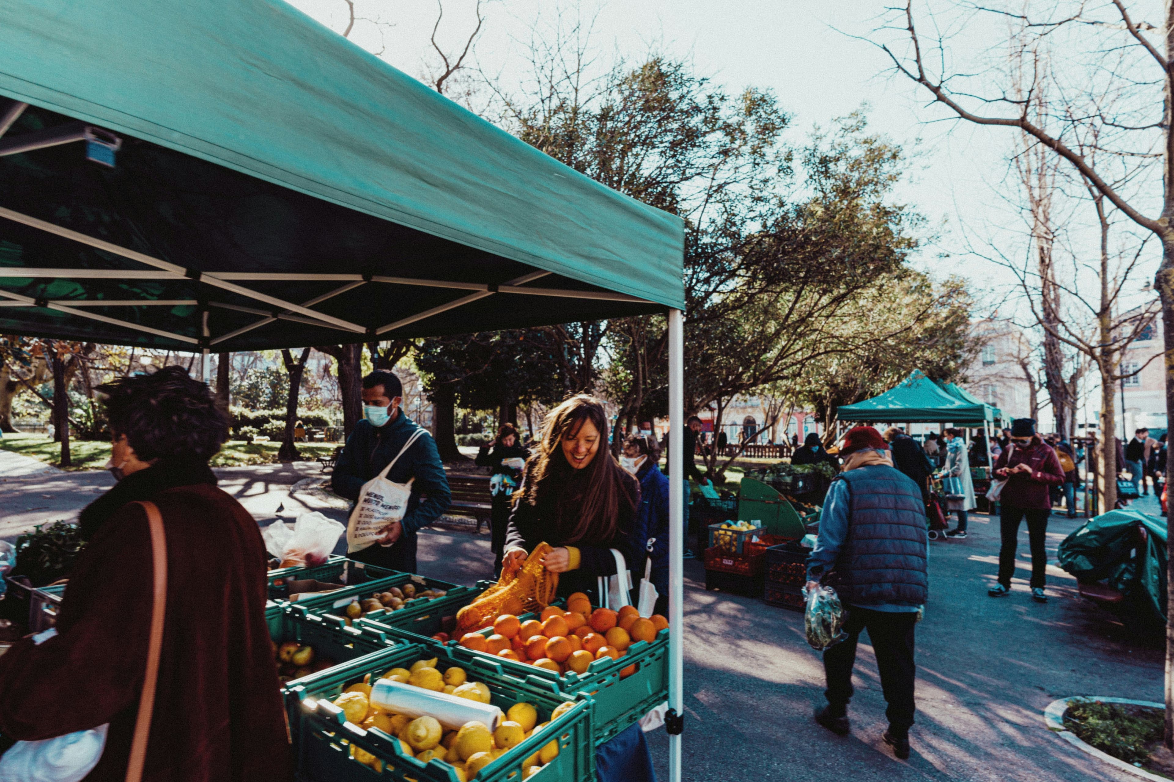 How to Start Selling at a Farmers Market in 2026